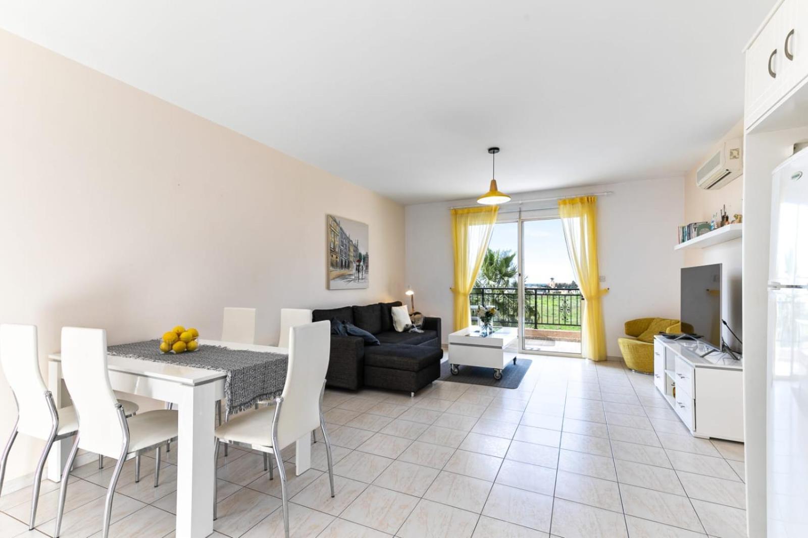 Sunny View - A Stunning Apartment With Private Rooftop Pafos Exterior foto