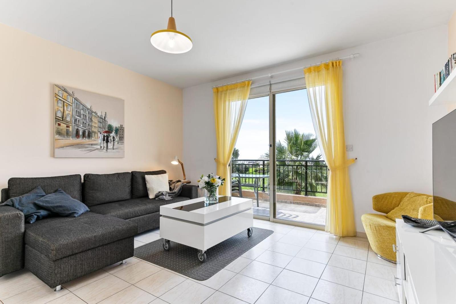Sunny View - A Stunning Apartment With Private Rooftop Pafos Exterior foto