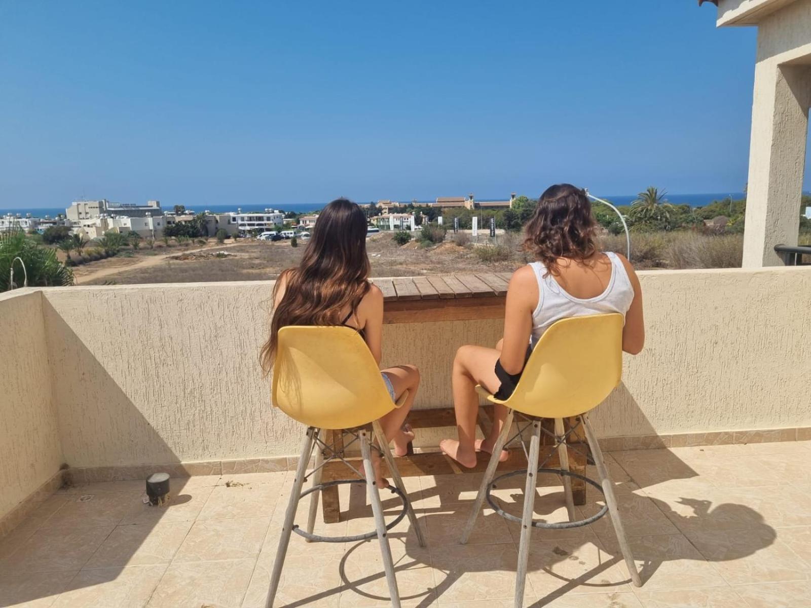 Sunny View - A Stunning Apartment With Private Rooftop Pafos Exterior foto